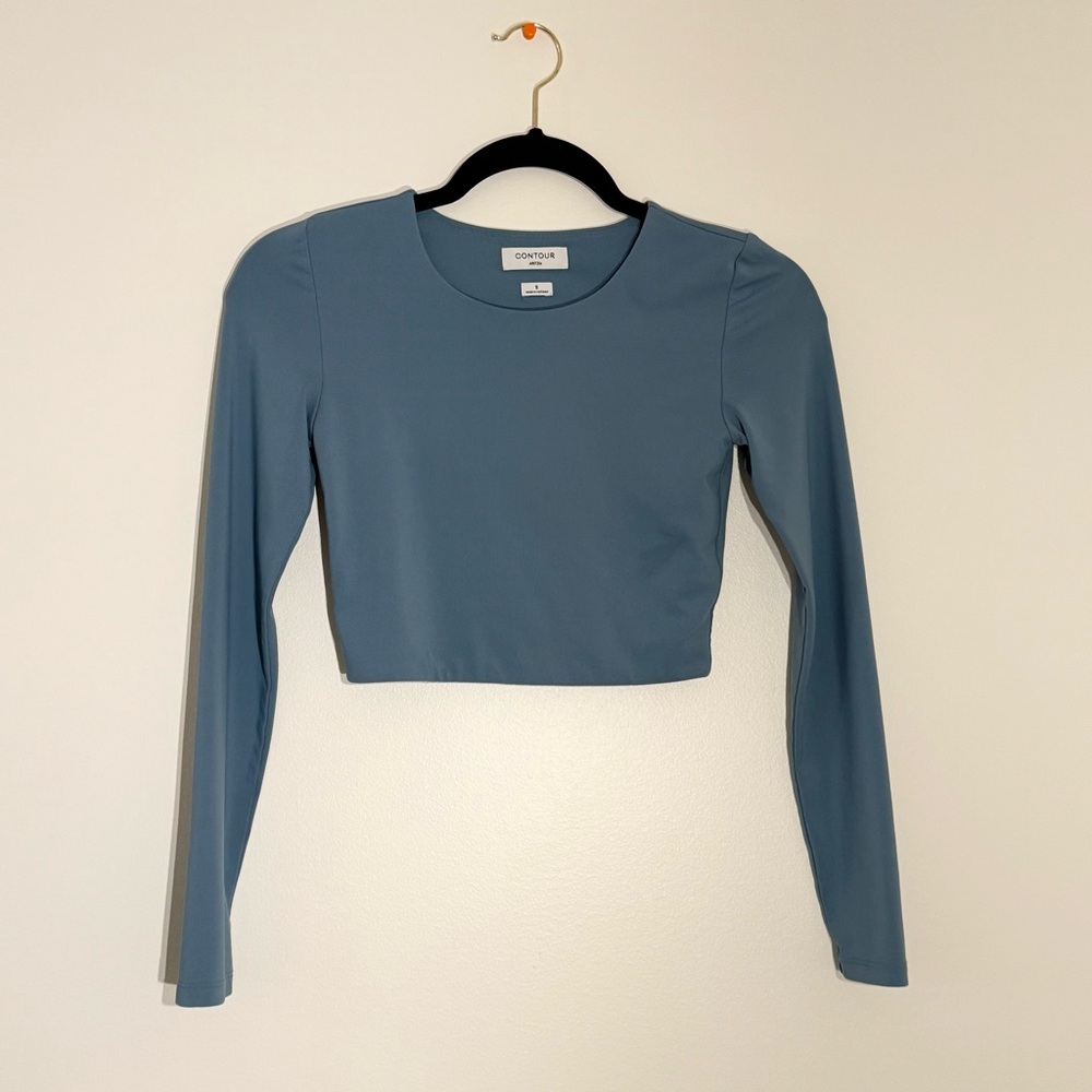 Aritzia Contour Longsleeve Croptop